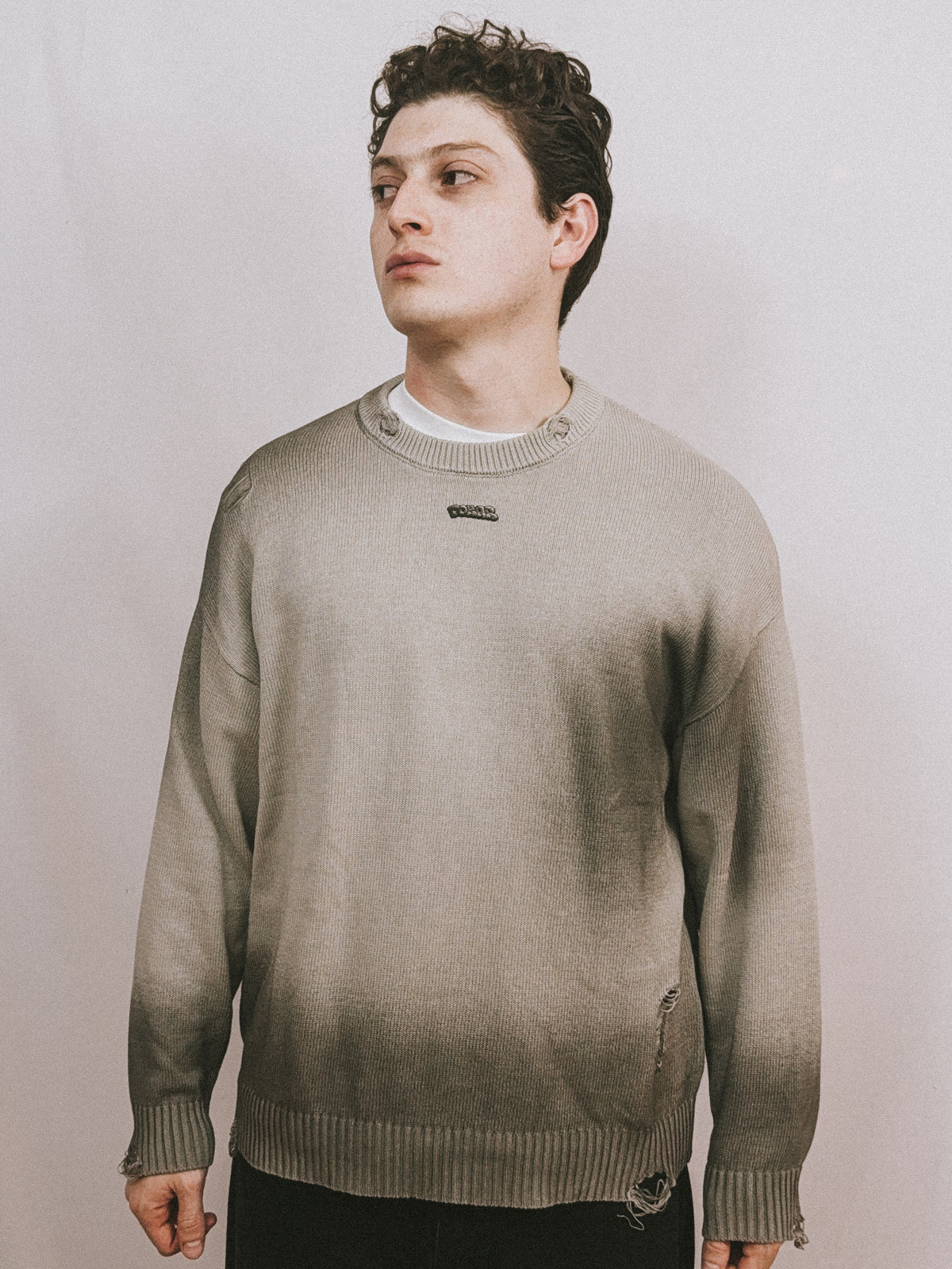 POKAR Distressed Knit Sweater / Washed Grey
