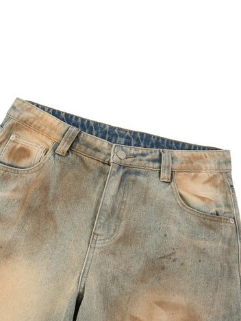 WASHED BARREL JEANS.